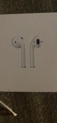 Apple AirPods 2 Generation photo review